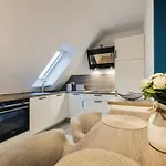 Luv זינקסט